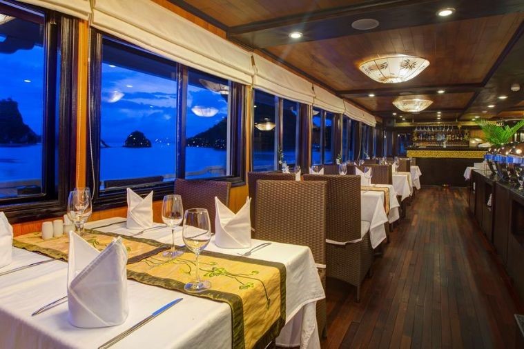 Syrena Cruises Hạ Long